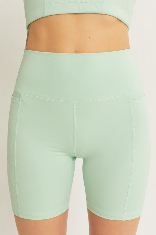 Activewear Leggings Shorts Seam Detail